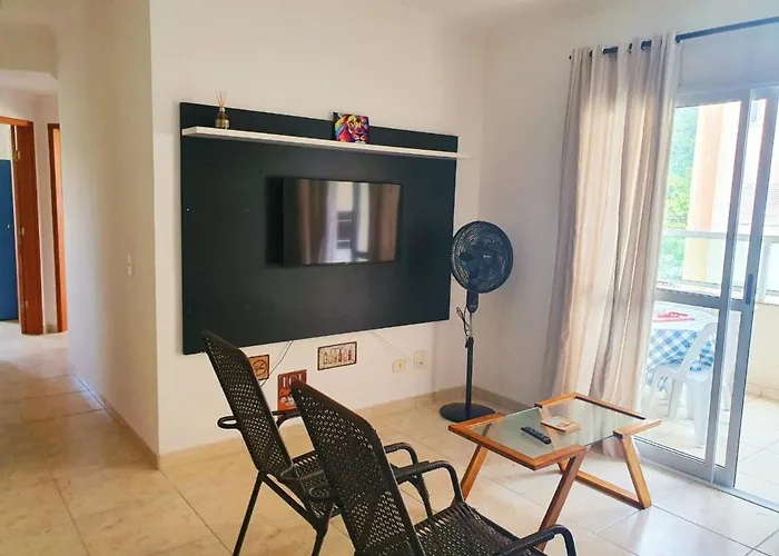Lindo Apto Com 3 Quartos, Apenas 1 Quadra Da Praia Das Toninhas