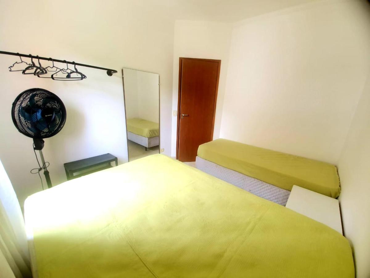 Lindo Apto Com 3 Quartos, Apenas 1 Quadra Da Toninhas * Ubatuba