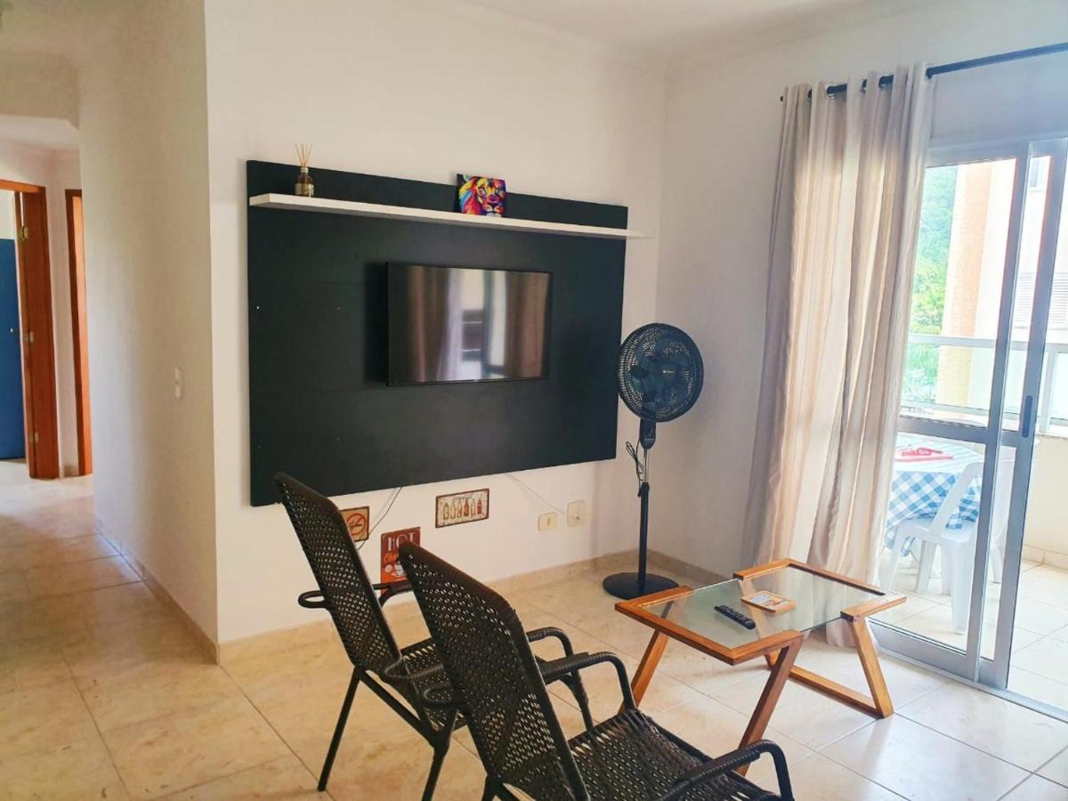 Lindo Apto Com 3 Quartos, Apenas 1 Quadra Da Toninhas
